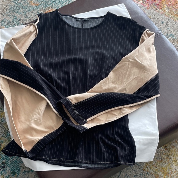 Zara Tops - Zara Black and Tan Long Sleeve Top